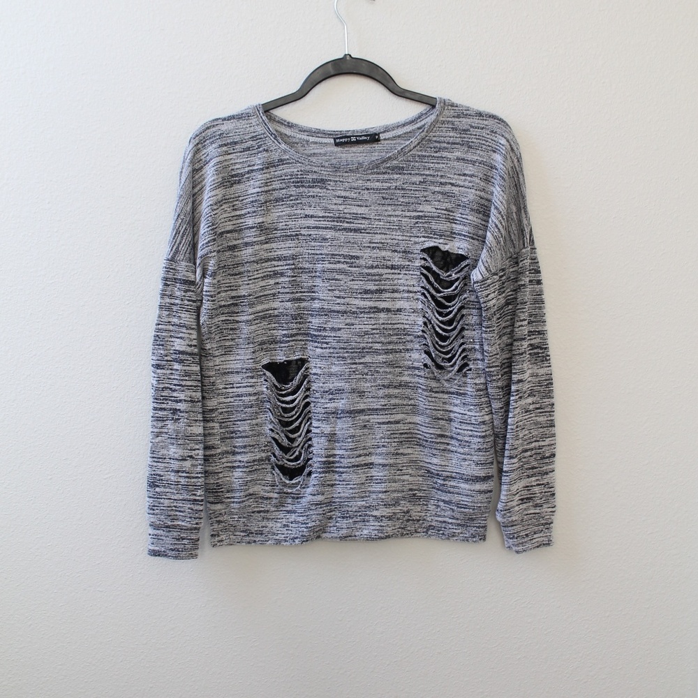Longsleeve with Lace Detail‎